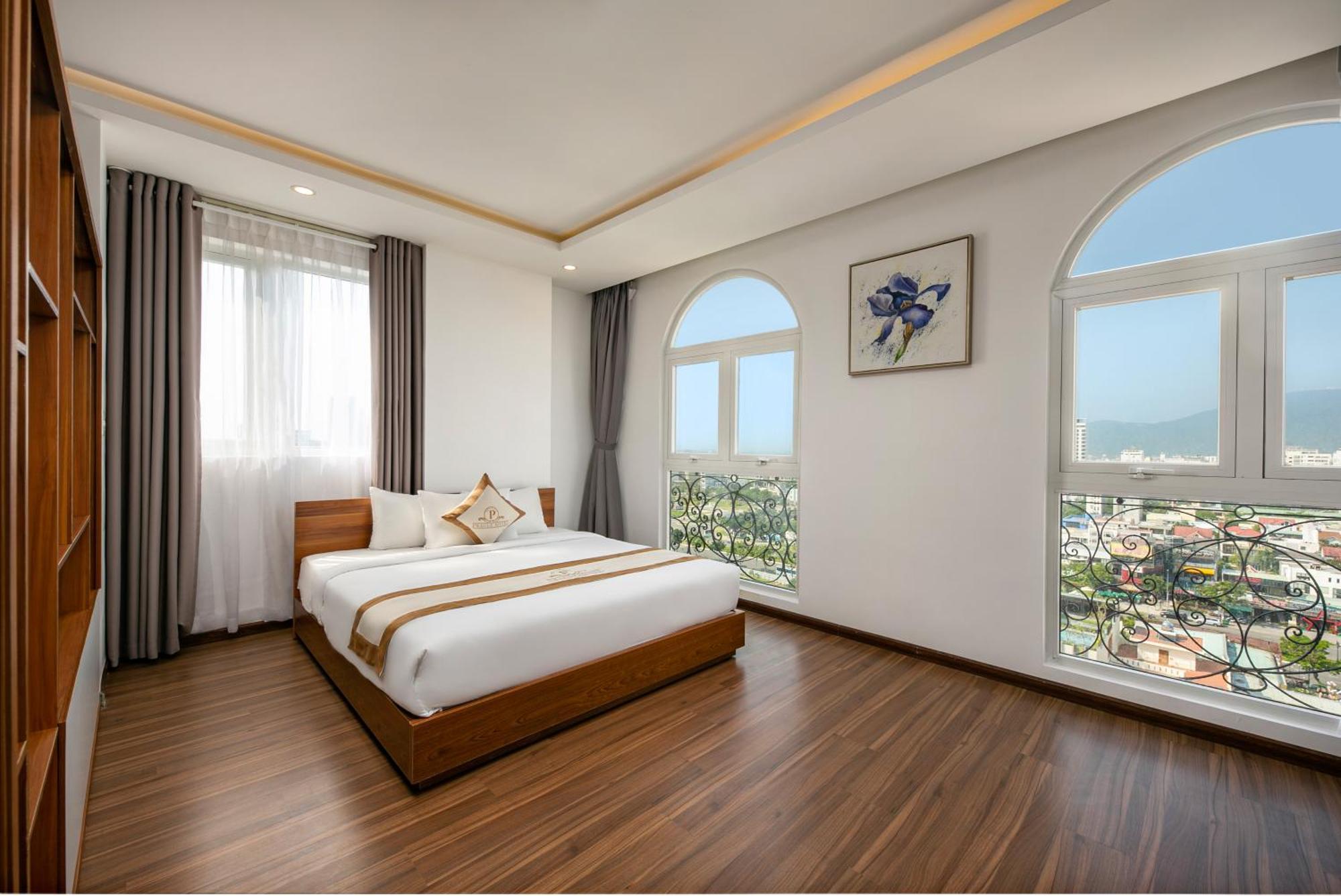 Prague Da Nang Beach Hotel Buitenkant foto