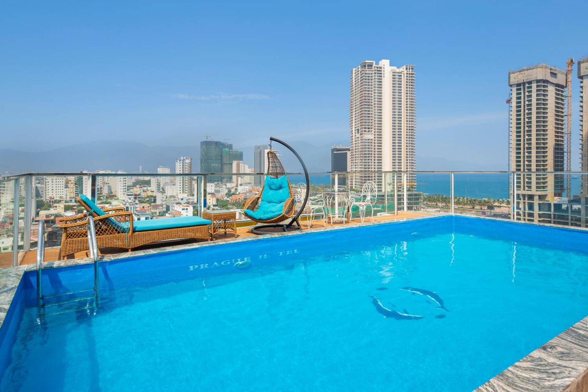 Prague Da Nang Beach Hotel Buitenkant foto
