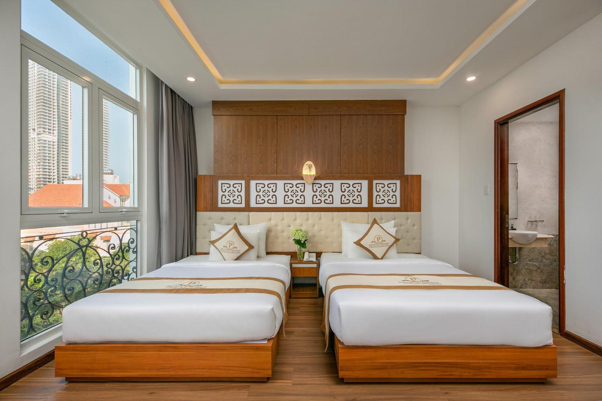 Prague Da Nang Beach Hotel Buitenkant foto